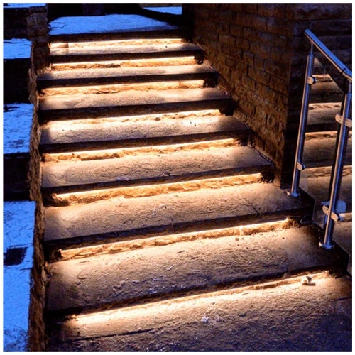 LED-nauha SMD2835, 4000K, IP65, 12V, 9.6W/m, 1020Lm/m