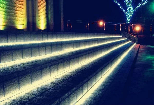 Putkityyppinen nauha DURALIGHT 220V, valkoinen