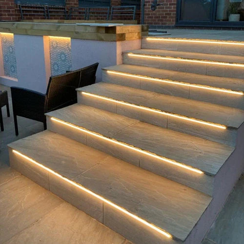 LED-nauha COB 220V, 4000K, IP67, 11W/m, 810Lm/m