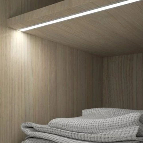 Anodisoitu syvä lattian alumiiniprofiili LED-nauhalle HB-41.6X20W