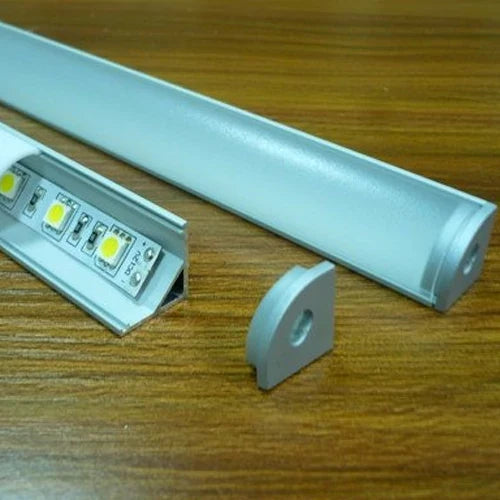 Kulma anodisoitu alumiiniprofiili LED-nauhalle